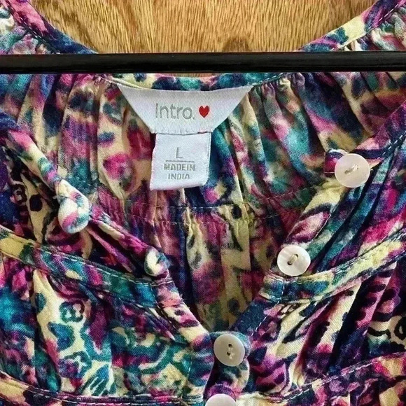 Intro Multicolored Floral Bright Blouse with Half Button Feature Size Large - Picture 2 of 8